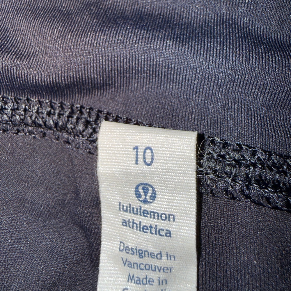 Lululemon Athletica Black and blue Leggings - Picture 3 of 3